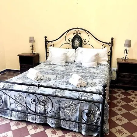 Casa Benedettini Tourist In Sicily