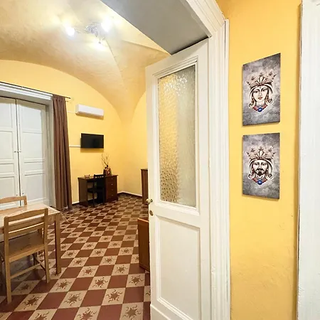 Casa Benedettini Centro Storico Catane